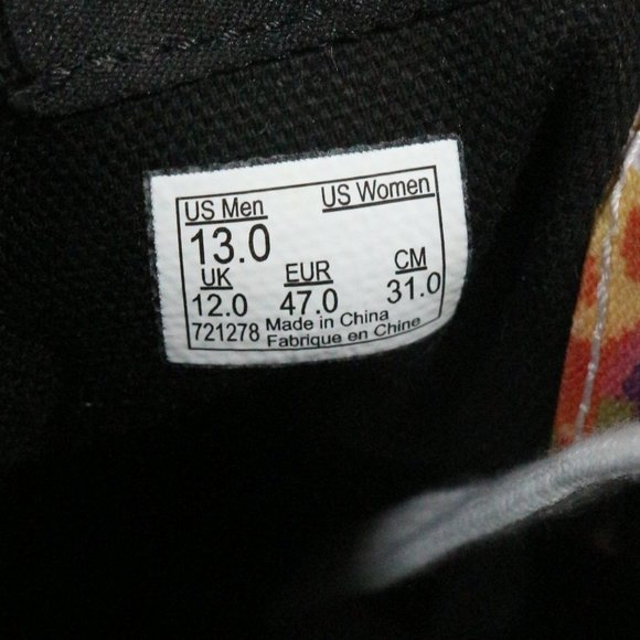 VANS Authentic Nintendo Super Mario Bros Tie-Dye - Picture 14 of 14